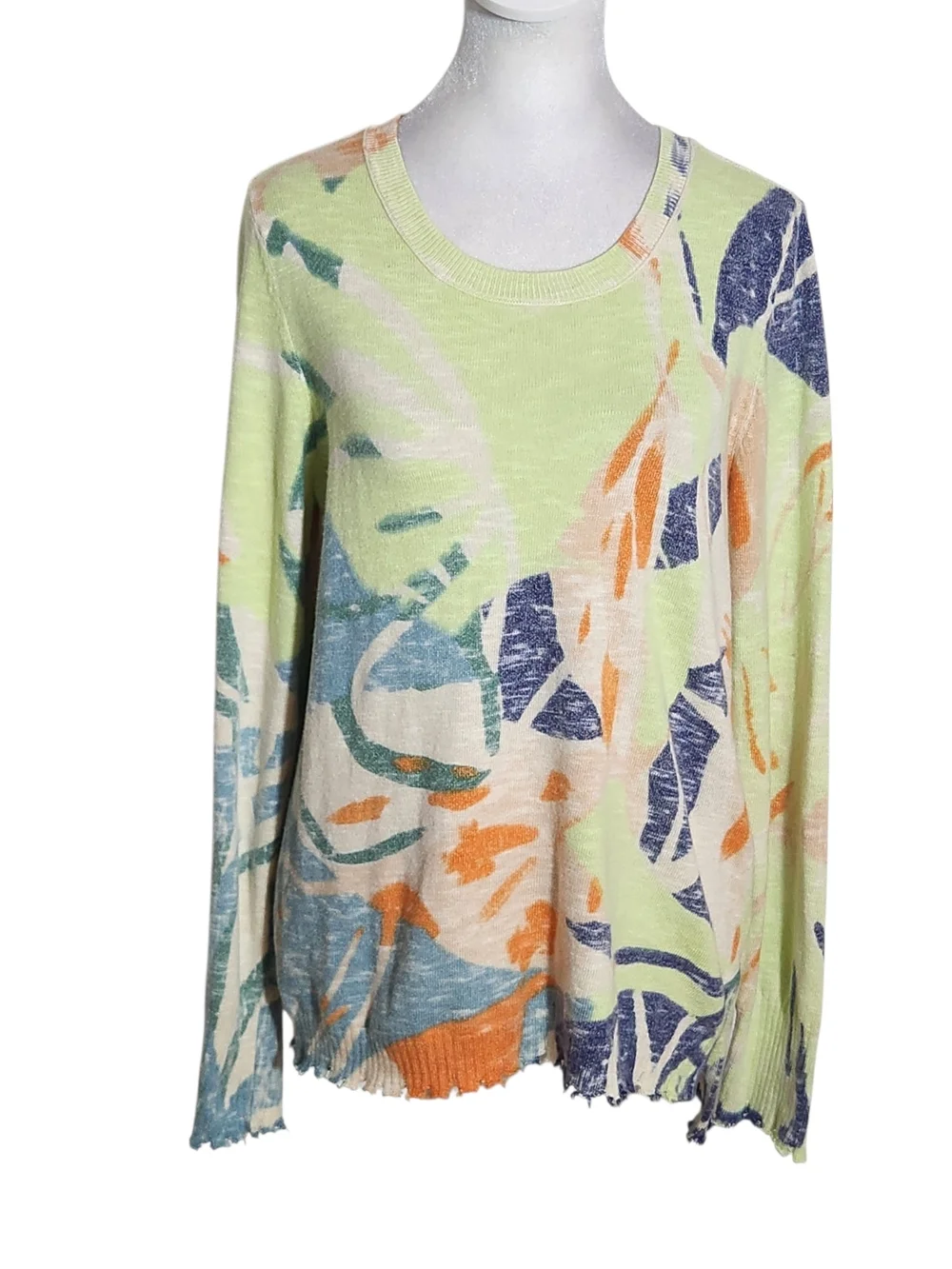 NIC + ZOE Green Abstract Print Sweater with Distressed Hem Size Small